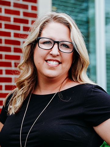 Photo of Andrea Huffman
